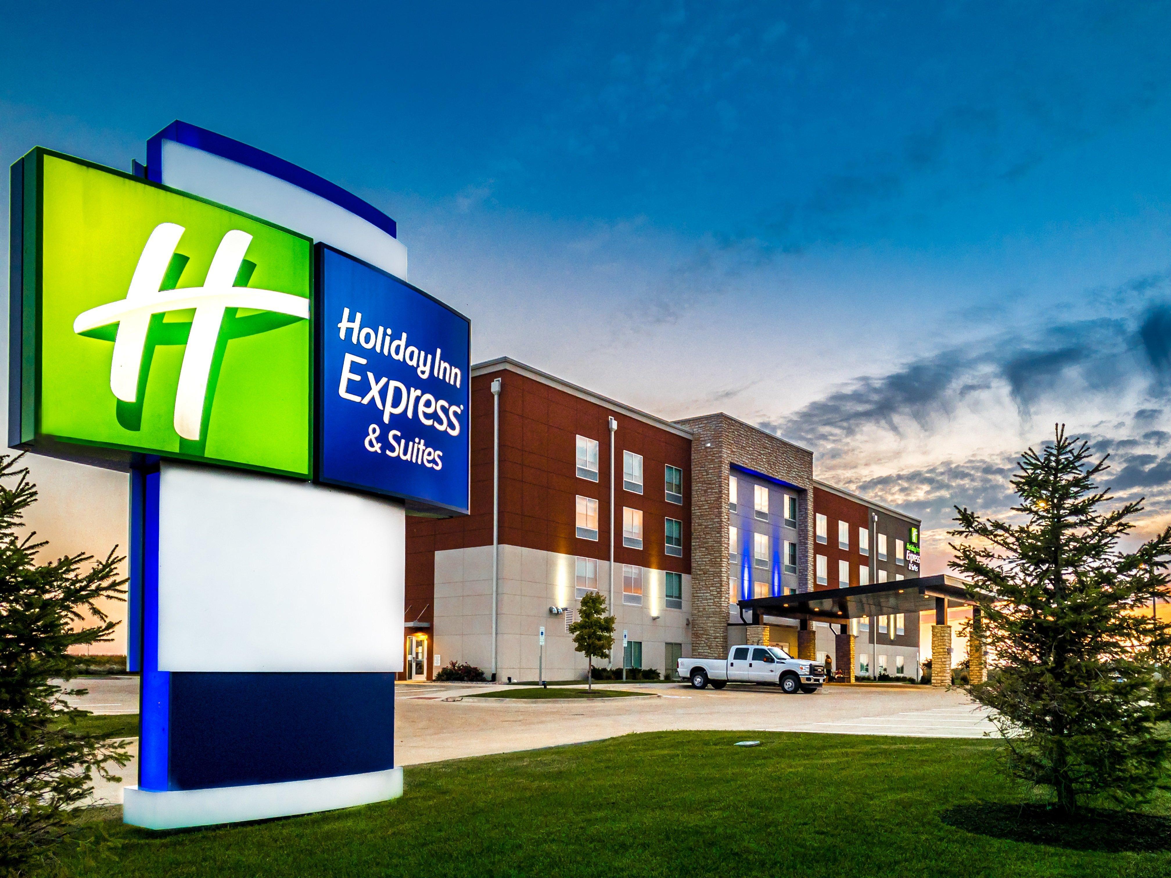 Holiday Inn Express & Suites - Rantoul By Ihg Dış mekan fotoğraf