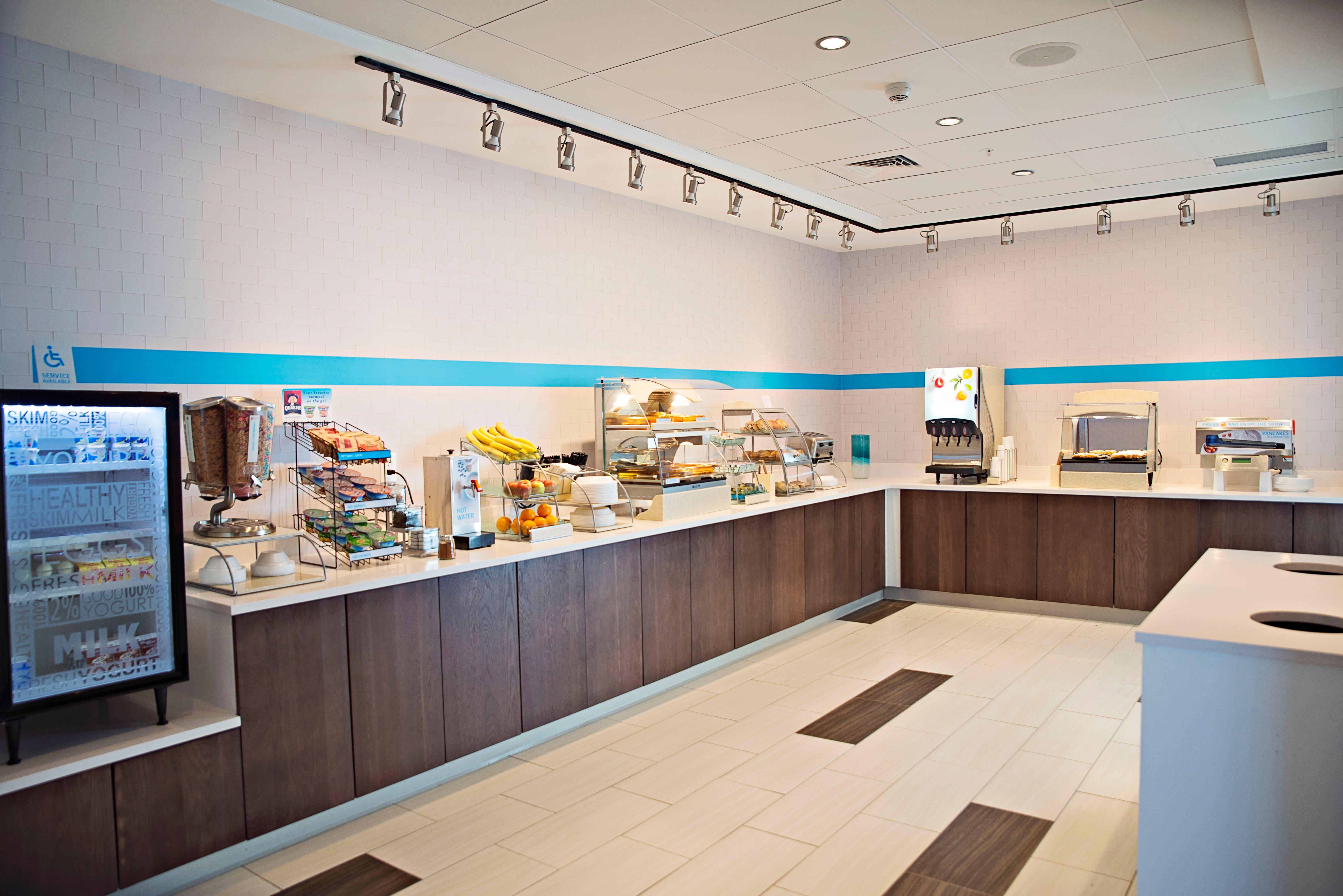 Holiday Inn Express & Suites - Rantoul By Ihg Dış mekan fotoğraf