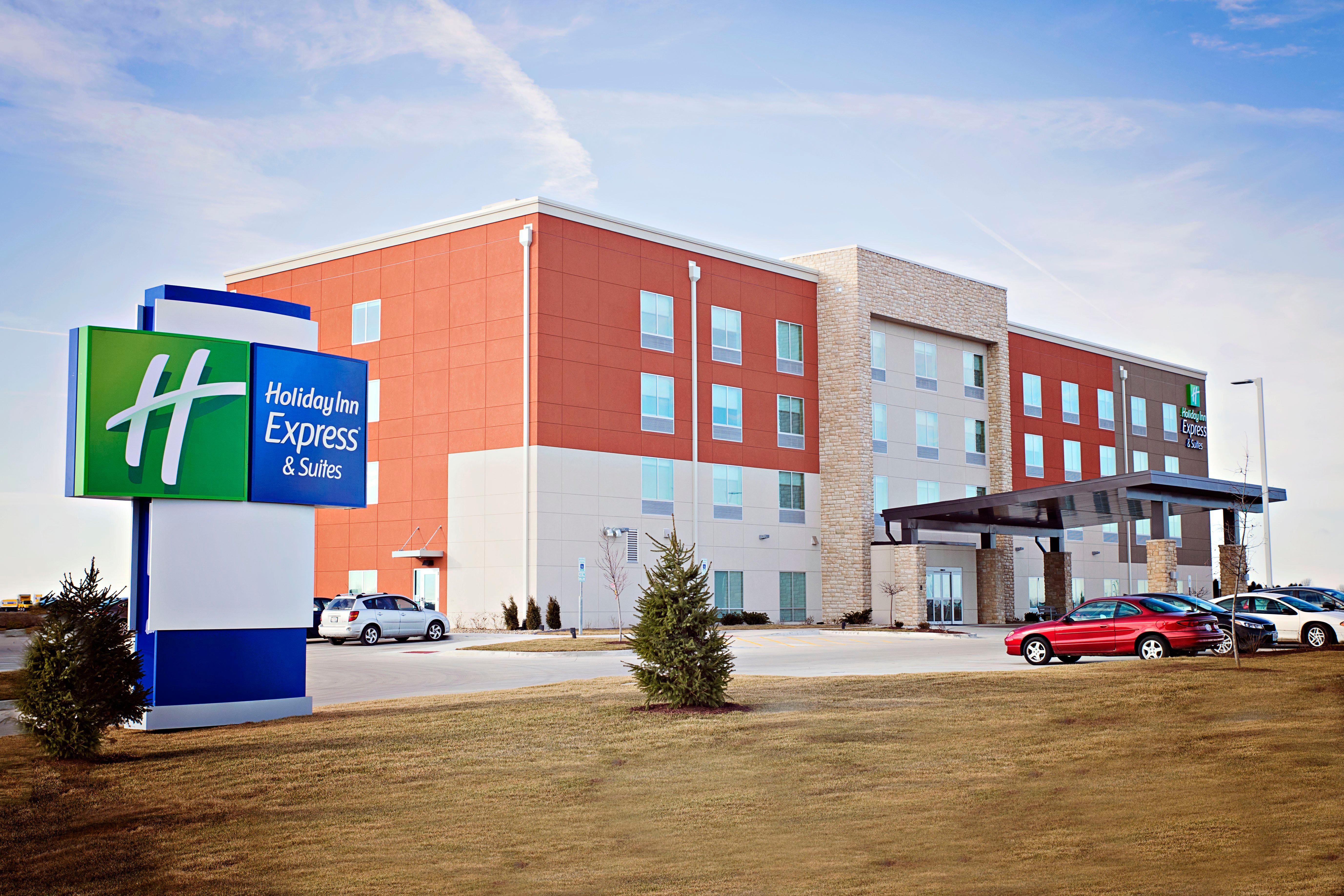 Holiday Inn Express & Suites - Rantoul By Ihg Dış mekan fotoğraf