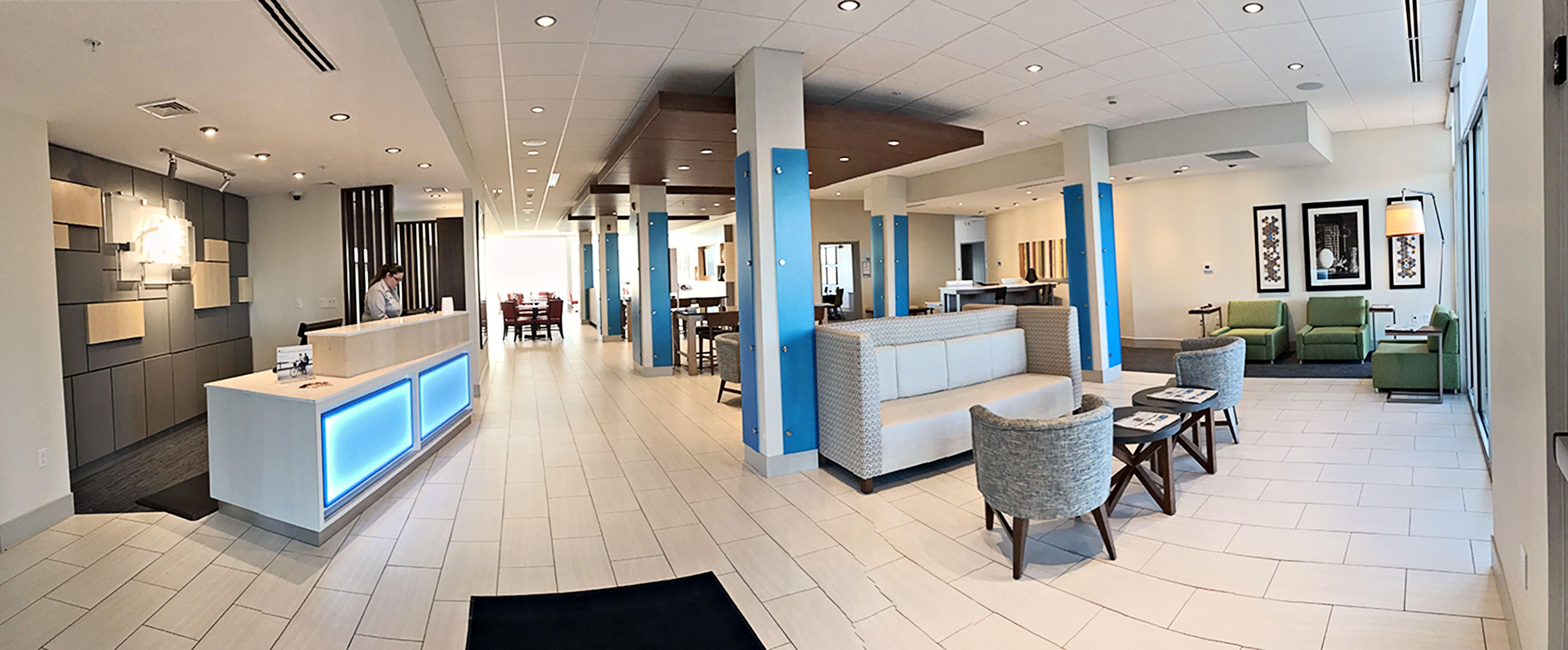 Holiday Inn Express & Suites - Rantoul By Ihg Dış mekan fotoğraf