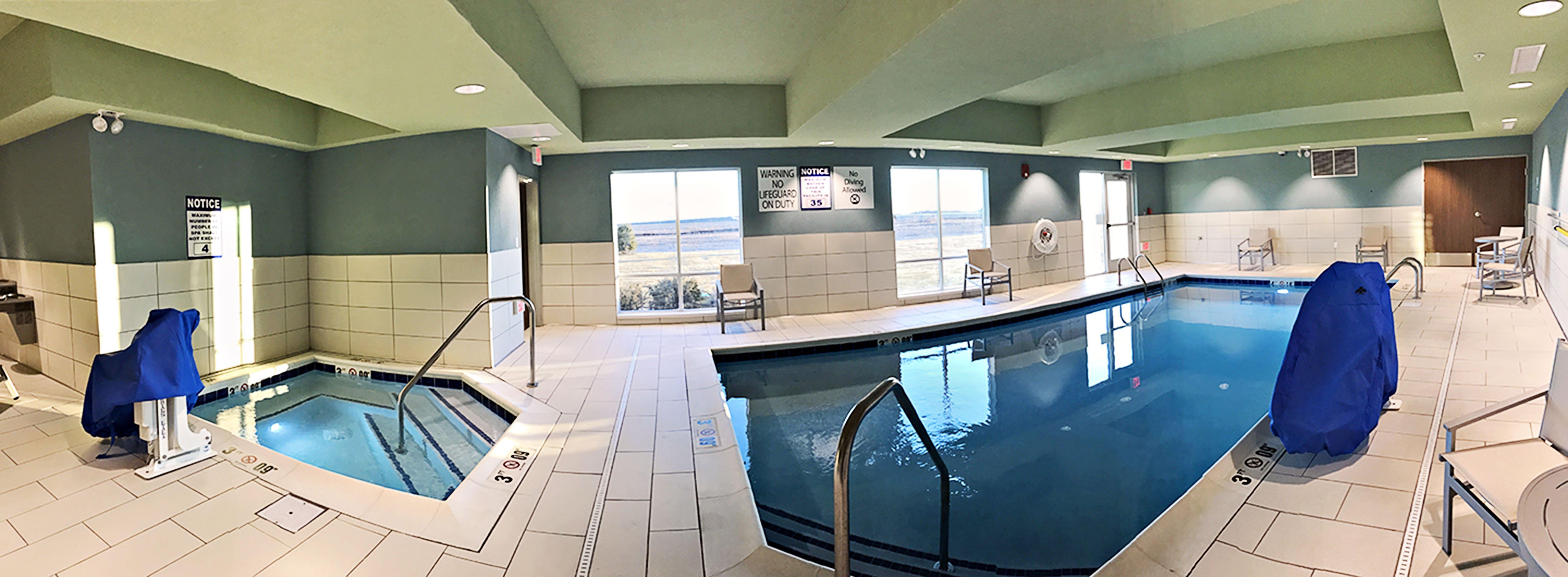 Holiday Inn Express & Suites - Rantoul By Ihg Dış mekan fotoğraf