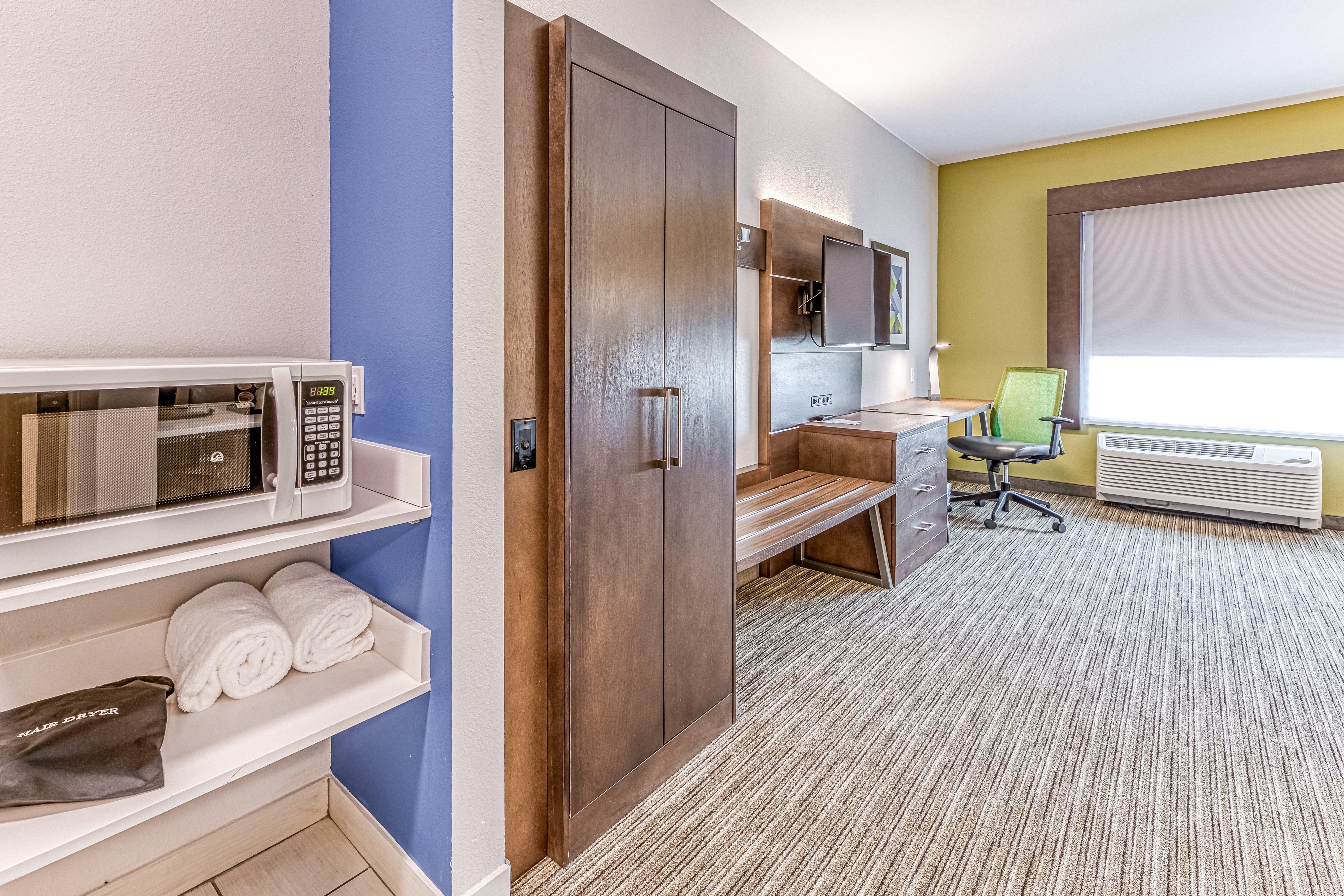 Holiday Inn Express & Suites - Rantoul By Ihg Dış mekan fotoğraf