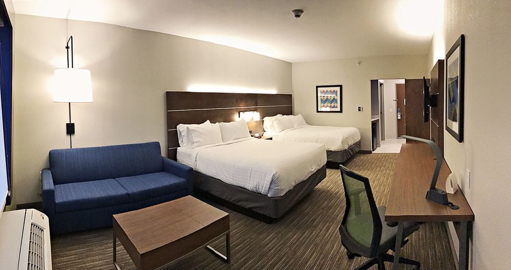 Holiday Inn Express & Suites - Rantoul By Ihg Dış mekan fotoğraf